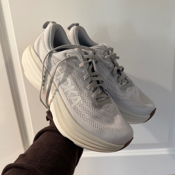 HOKA Bondi 8 display picture 2